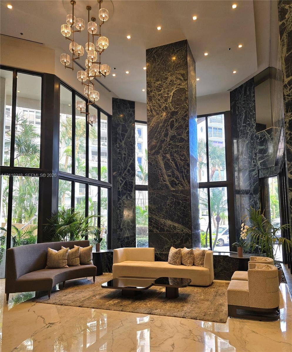 10175 Collins Avenue, #208, Bal Harbour, FL 33154 Bldg Entry Lobby