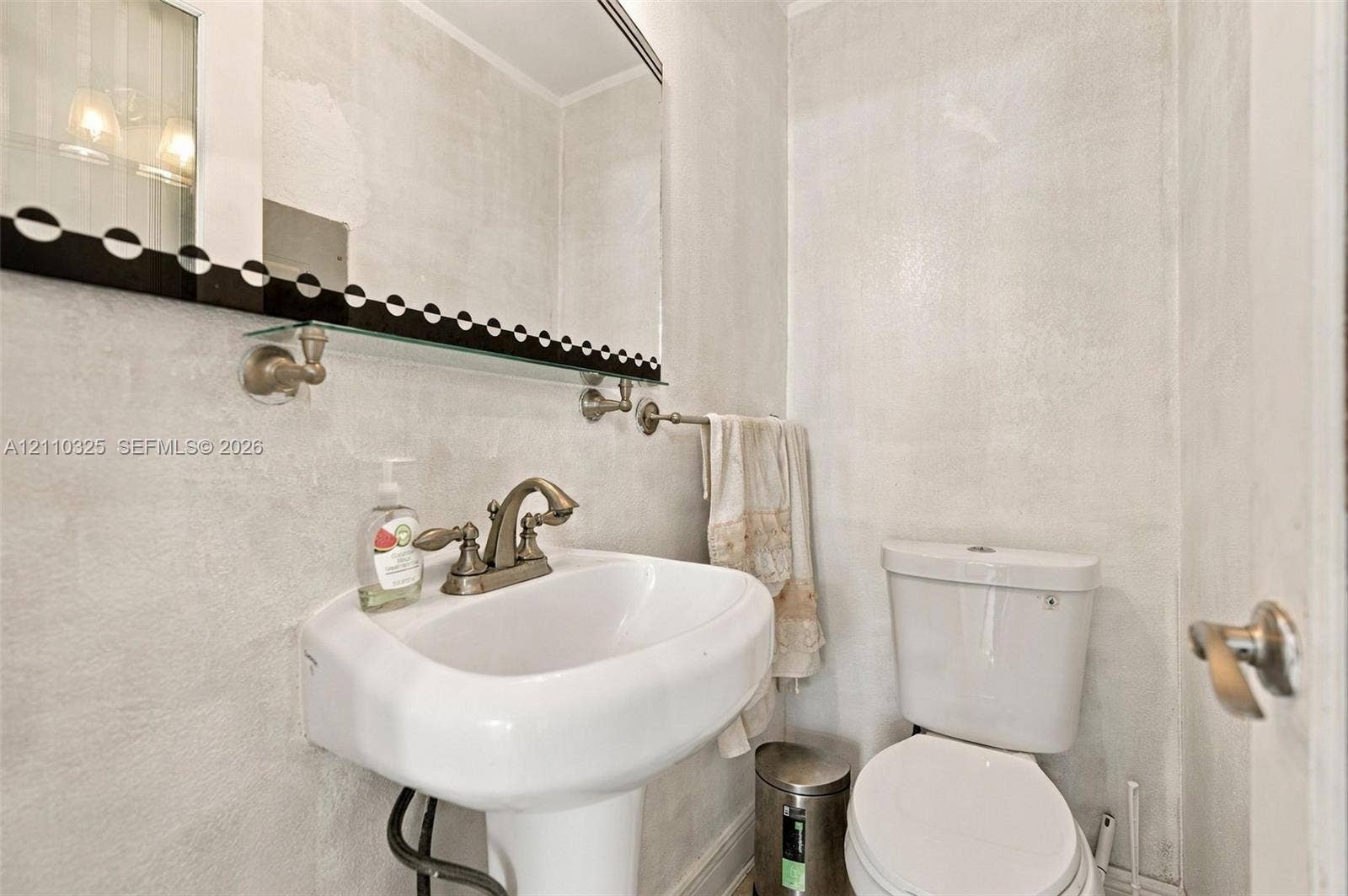419 SE 3rd Street, Hialeah, FL 33010 Photo 10