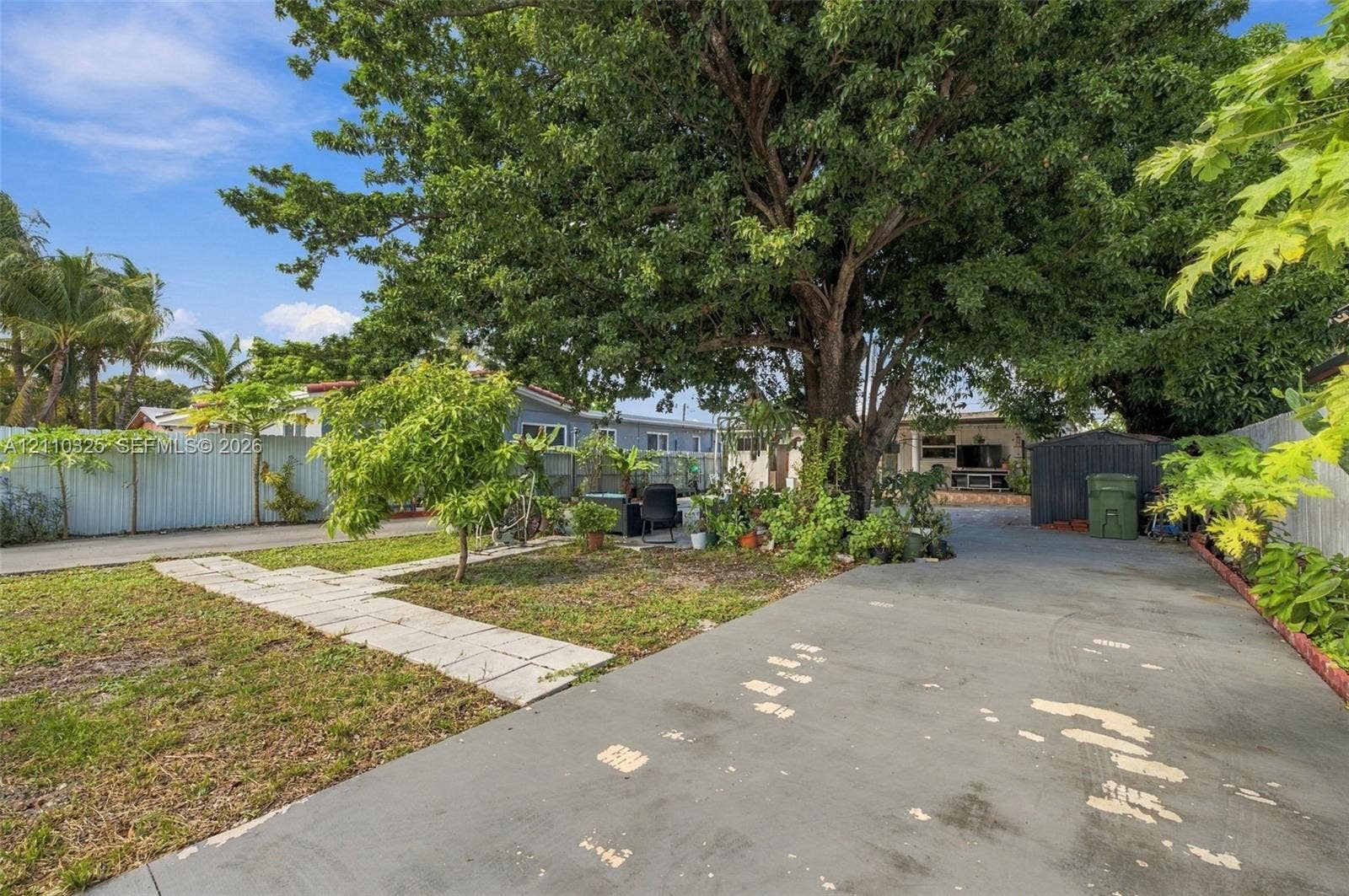 419 SE 3rd Street, Hialeah, FL 33010 Photo 6