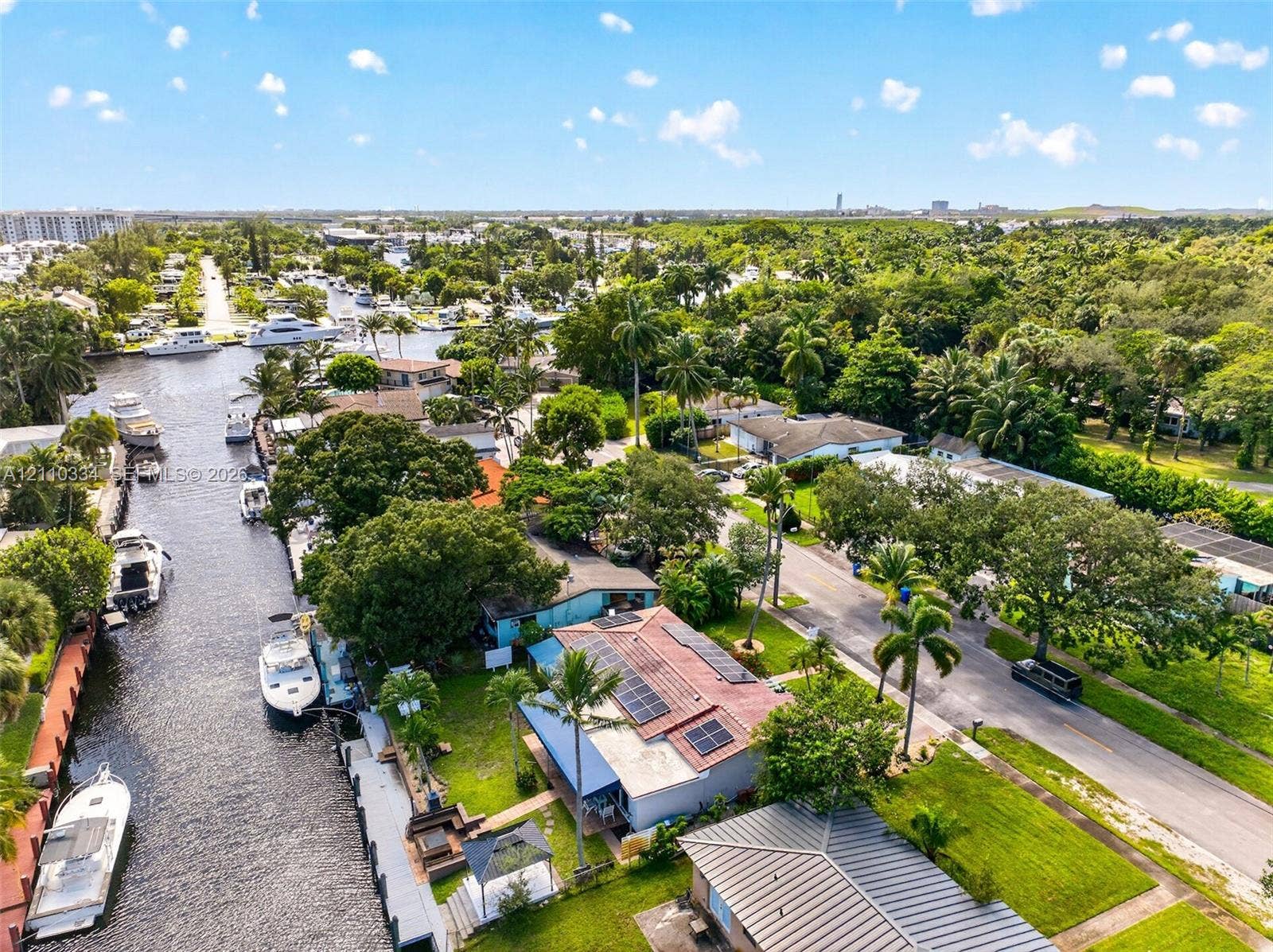 2100 SW 23rd Terrace, Fort Lauderdale, FL 33312 Photo 7