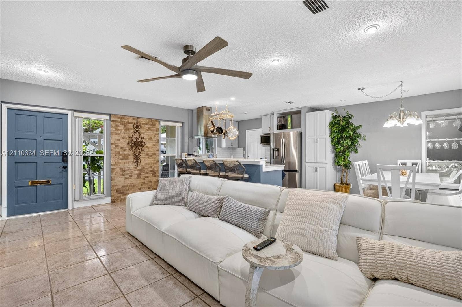2100 SW 23rd Terrace, Fort Lauderdale, FL 33312 Photo 9