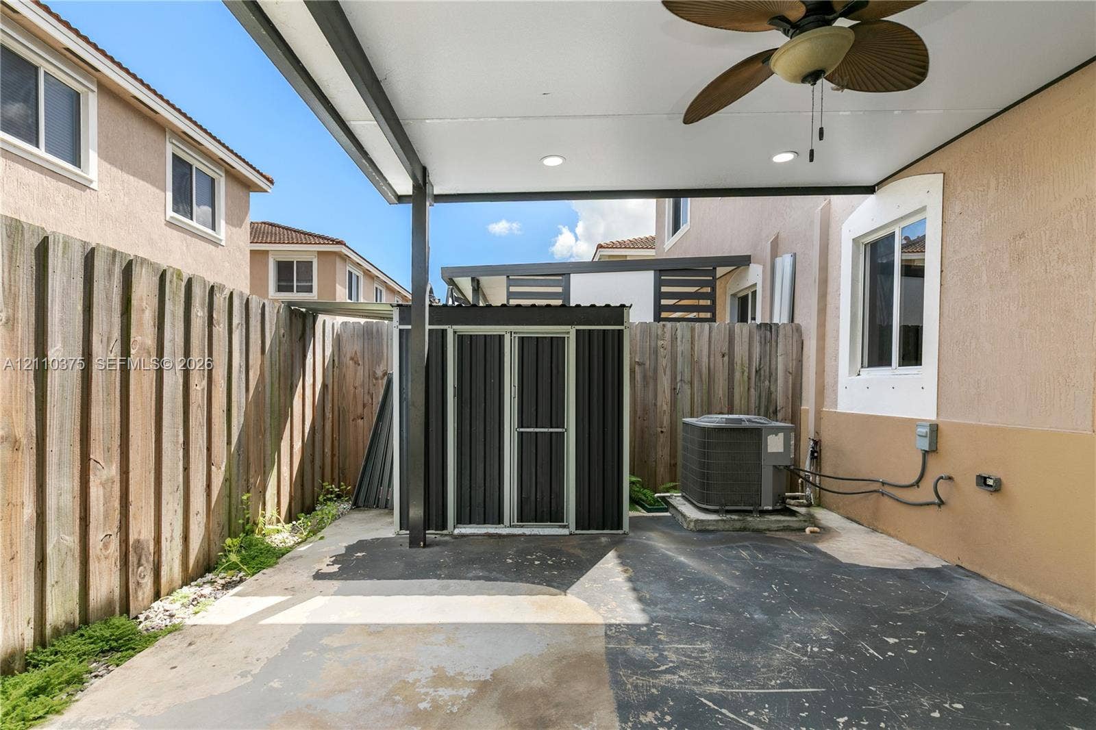 1051 SE 23rd Terrace, Homestead, FL 33035 Covered patio