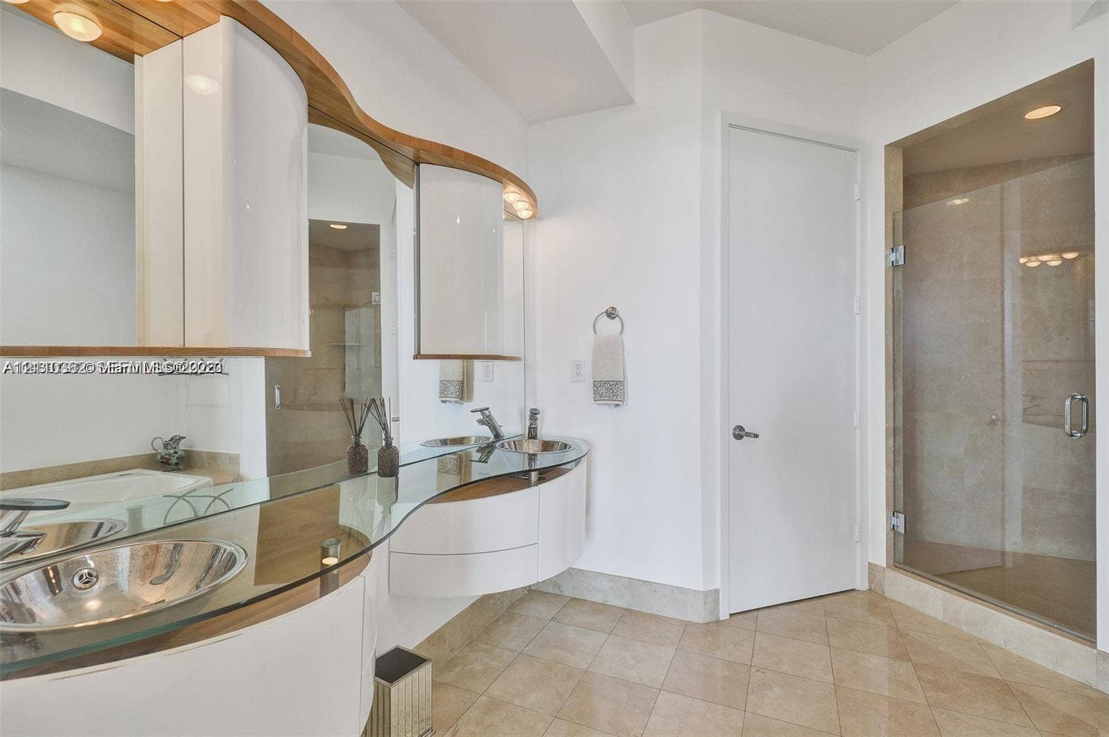18101 Collins Avenue, #1003, Sunny Isles Beach, Sunny Isles Beach, FL 33160 Photo 20