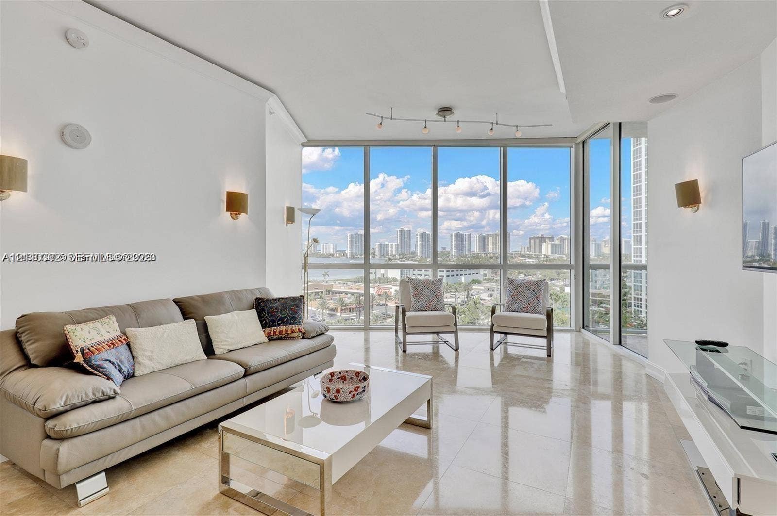 18101 Collins Avenue, #1003, Sunny Isles Beach, Sunny Isles Beach, FL 33160 Photo 2
