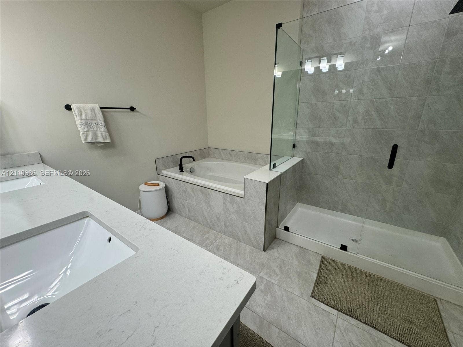 2162 Appleton Circle N, Oakland Park, FL 33309 Photo 25