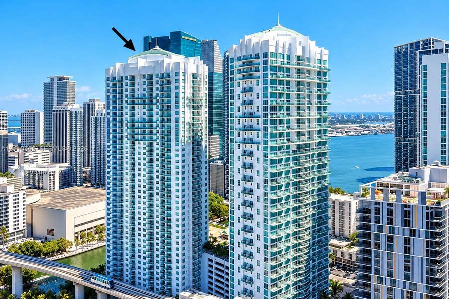 Property photo for 31 SE 5th Street, #3516, Miami, FL