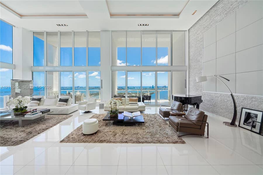 Property photo for 1040 Biscayne Boulevard, #4403, Miami, FL
