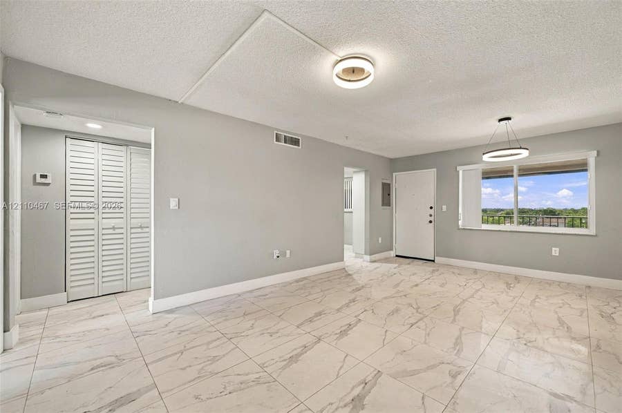 Property photo for 6575 W 4th Avenue, #507B, Hialeah, FL