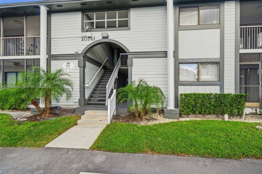 Property photo for 20761 NE 4th Place, #104, Miami, FL