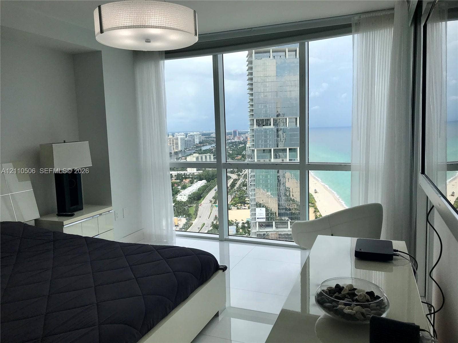18201 Collins Avenue, #5104, Sunny Isles Beach, Sunny Isles Beach, FL 33160 Photo 21