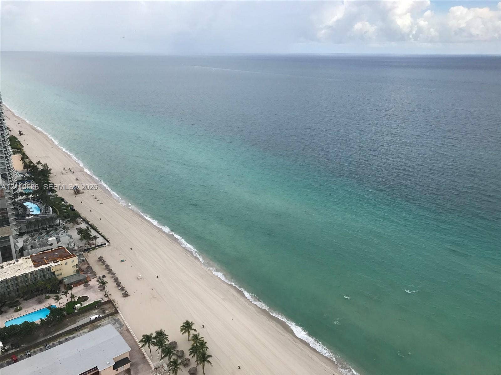 18201 Collins Avenue, #5104, Sunny Isles Beach, Sunny Isles Beach, FL 33160 Photo 1