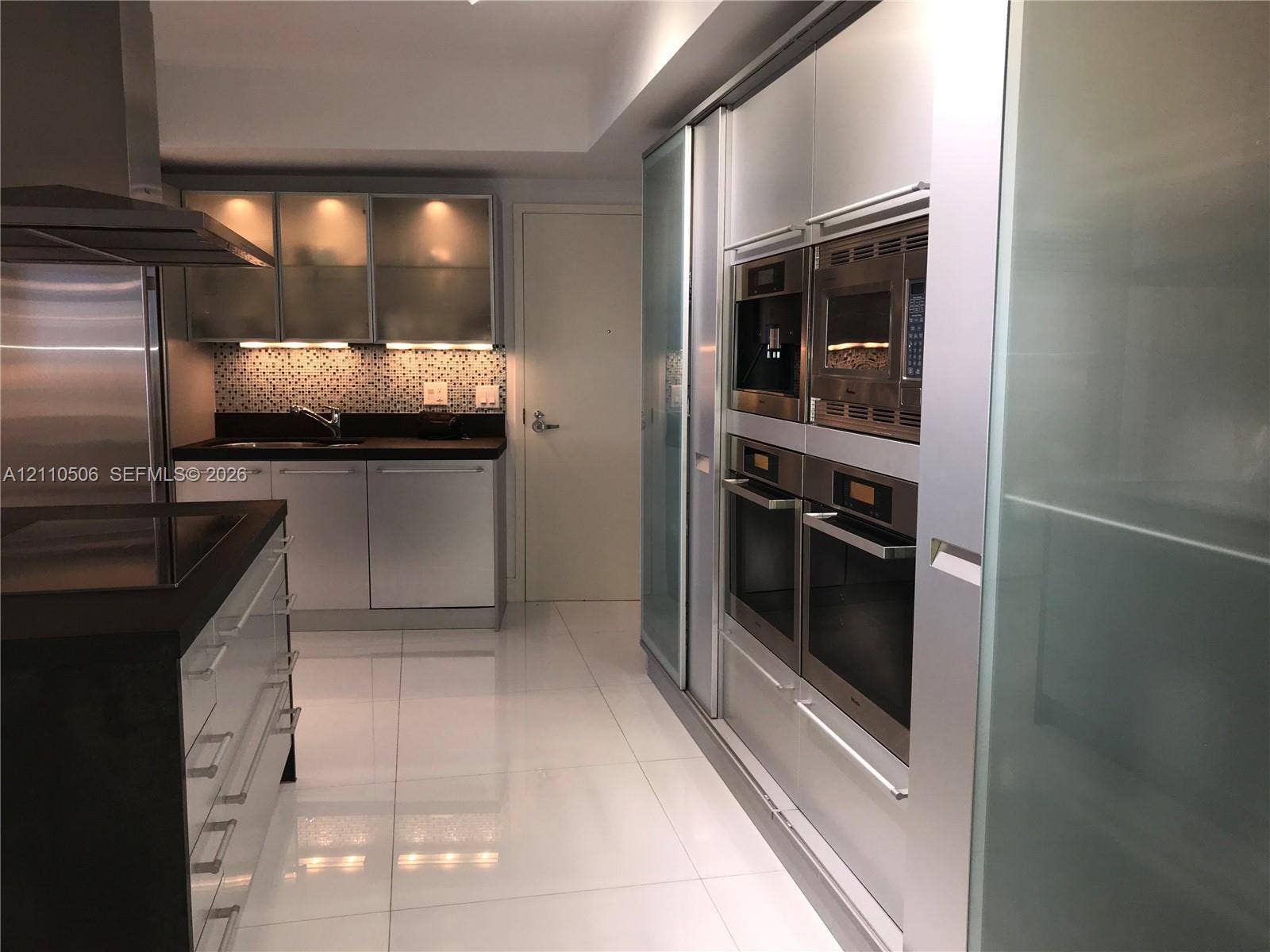 18201 Collins Avenue, #5104, Sunny Isles Beach, Sunny Isles Beach, FL 33160 Photo 8