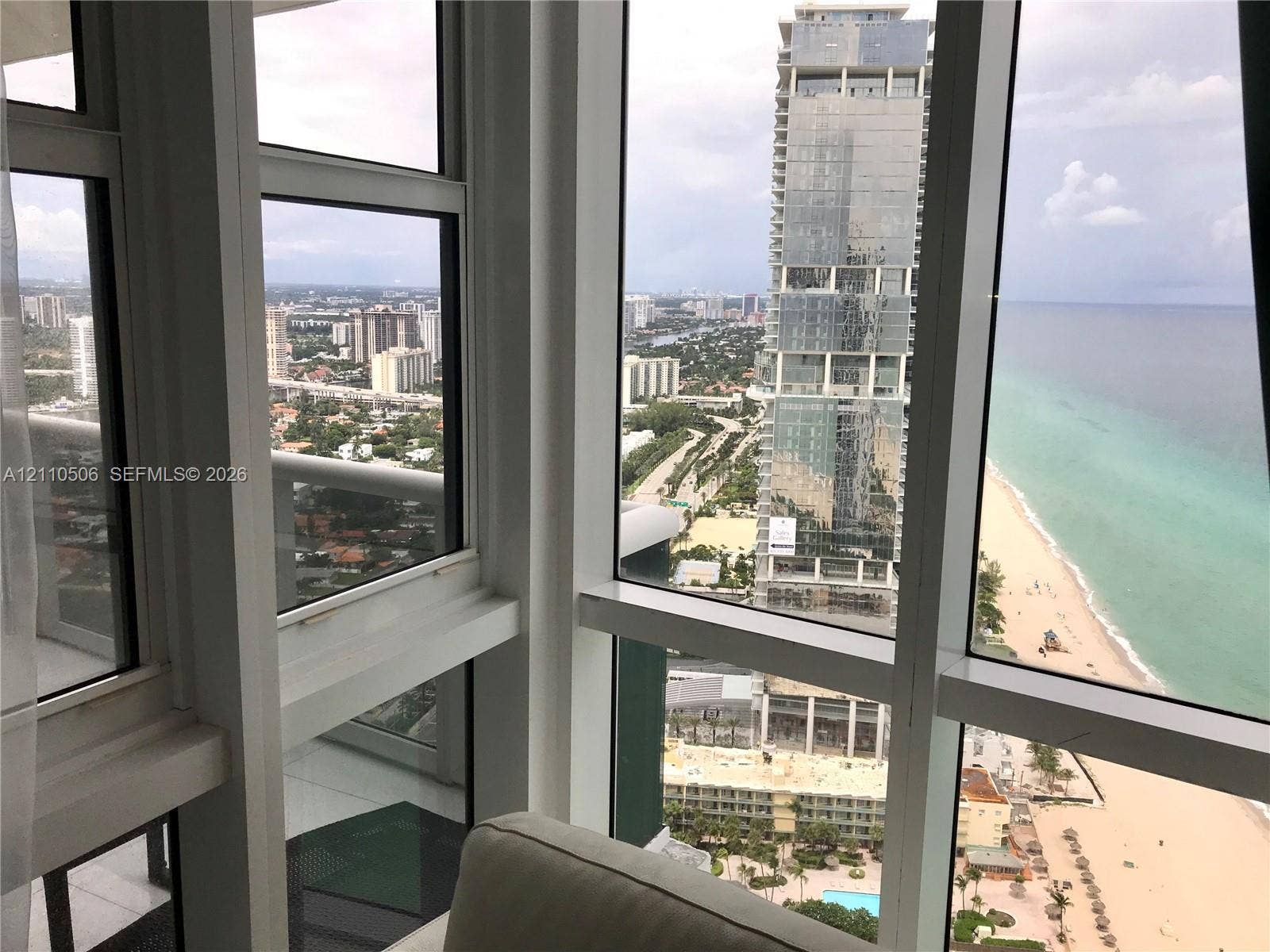 18201 Collins Avenue, #5104, Sunny Isles Beach, Sunny Isles Beach, FL 33160 Photo 37