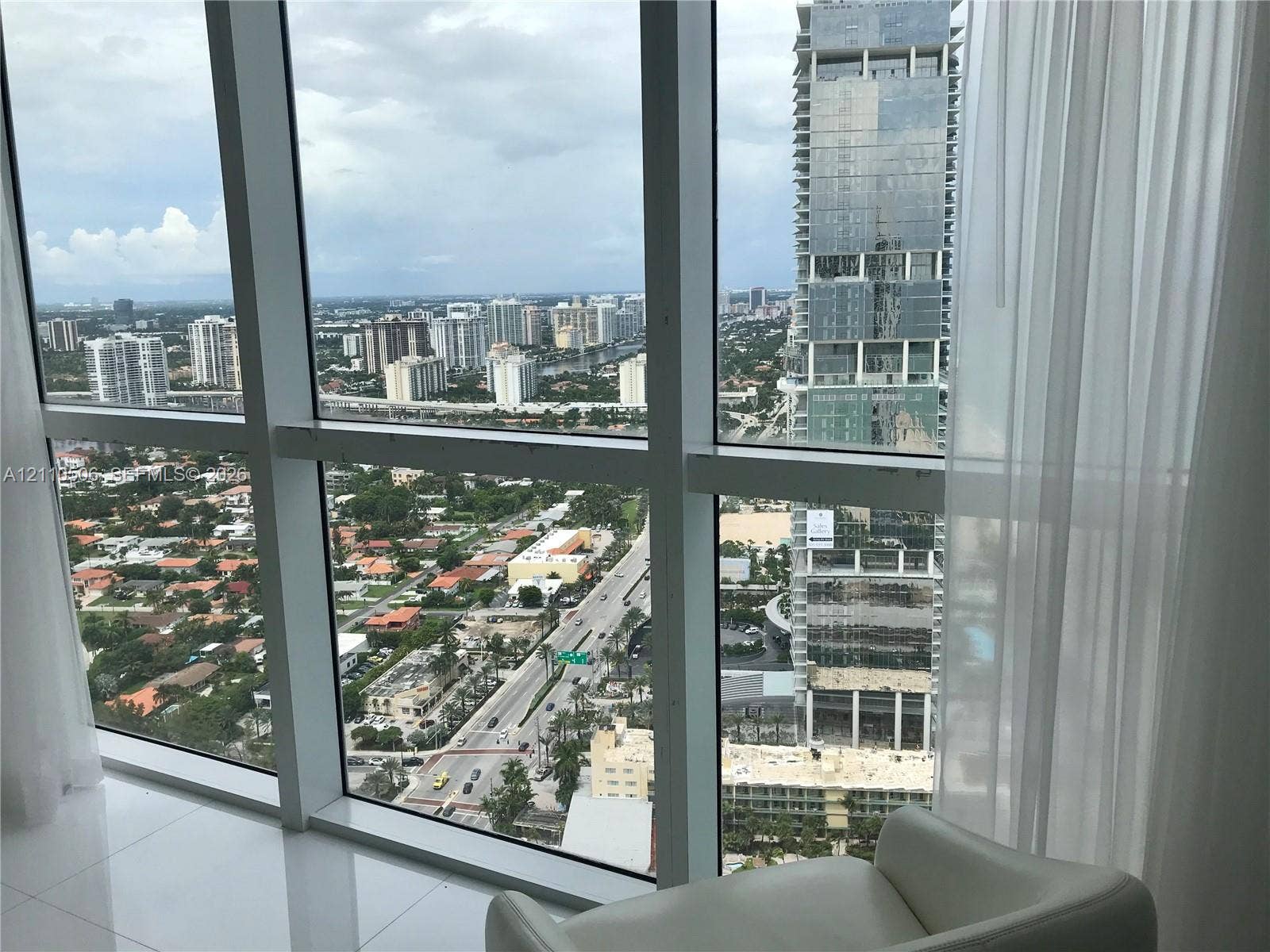 18201 Collins Avenue, #5104, Sunny Isles Beach, Sunny Isles Beach, FL 33160 Photo 27