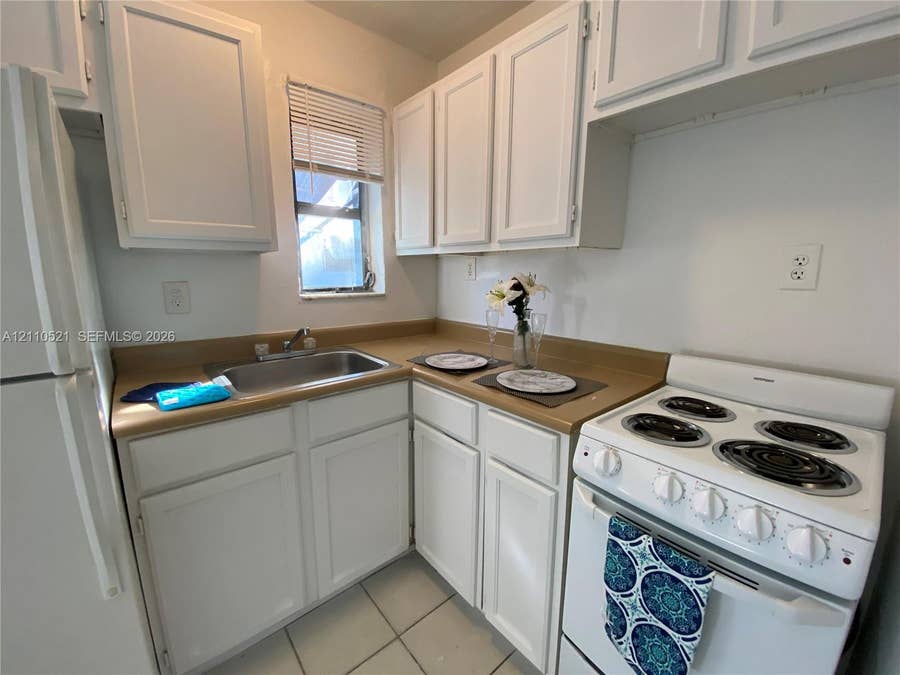 Property photo for 2228 Grant Street, #3, Hollywood, FL