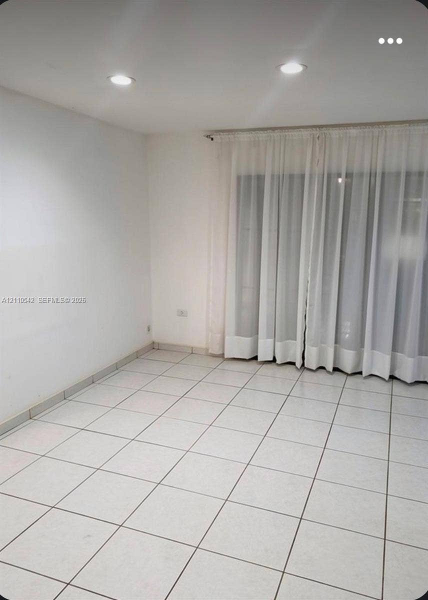 3301 NW Raleigh Street, #4A, Hollywood, Hollywood, FL 33024 Photo 3