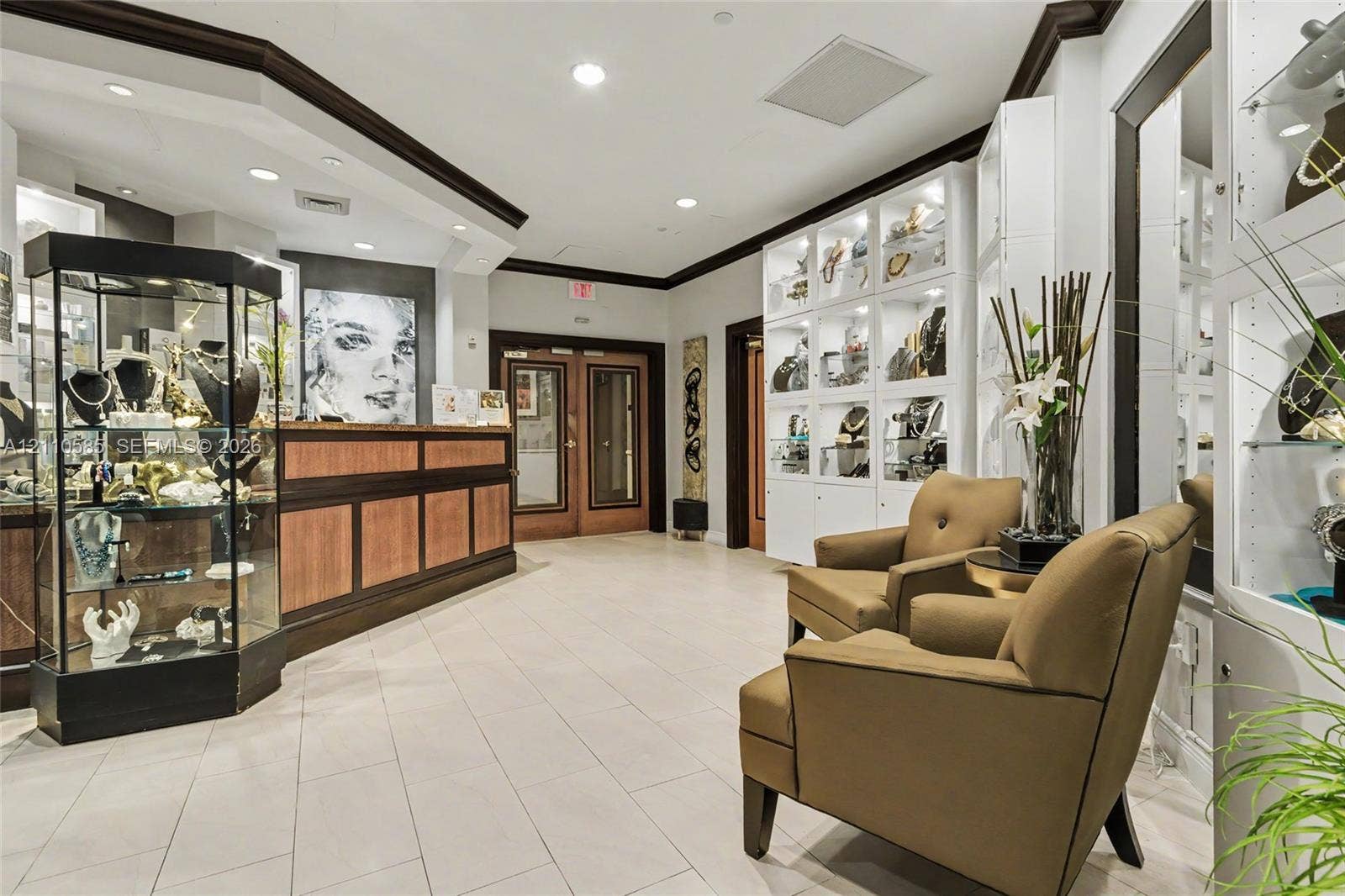 600 W Las Olas Boulevard, #202S, Fort Lauderdale, FL 33312 Spa