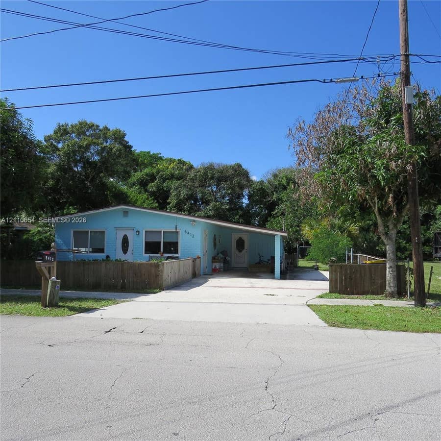 Property photo for 5412 SE 47th Avenue, Stuart, FL