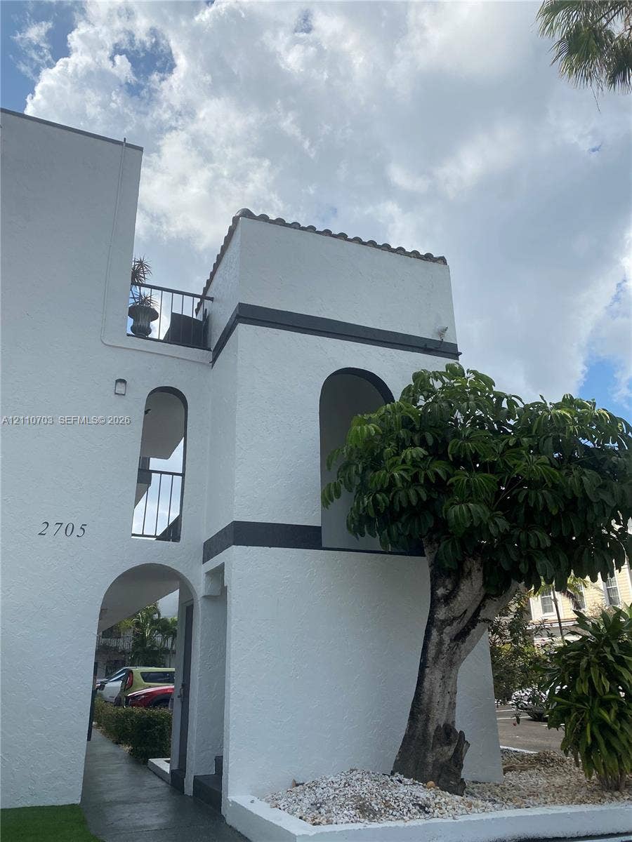 2705 NE 9th Avenue, #207, Wilton Manors, Wilton Manors, FL 33334 Photo 25