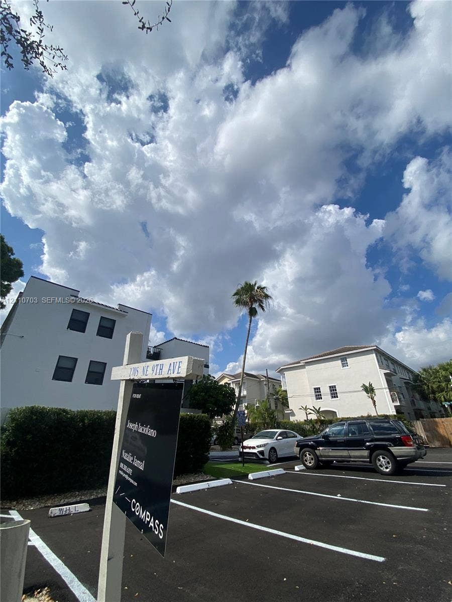 2705 NE 9th Avenue, #207, Wilton Manors, Wilton Manors, FL 33334 Photo 29
