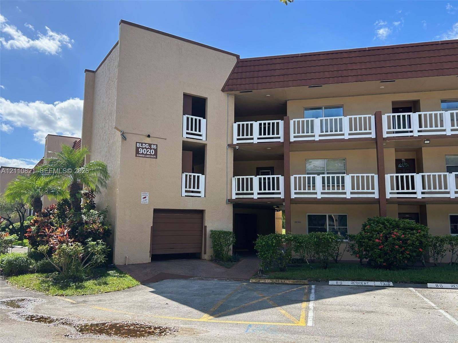 9020 Sunrise Lakes Boulevard, #303, Sunrise, FL 33322 Photo 38