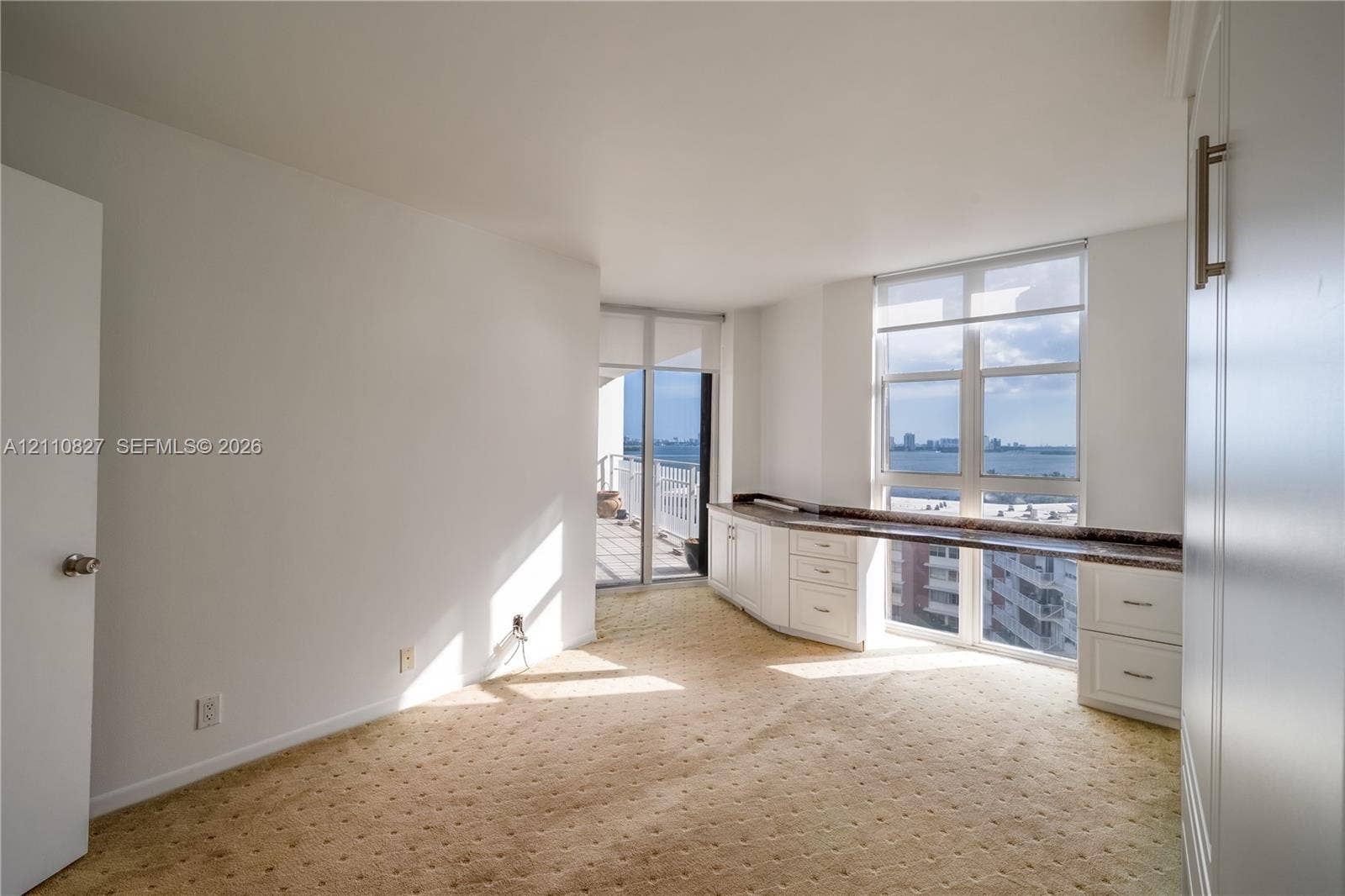 4000 Towerside Terrace, #908, Miami, Miami, FL 33138 Photo 14