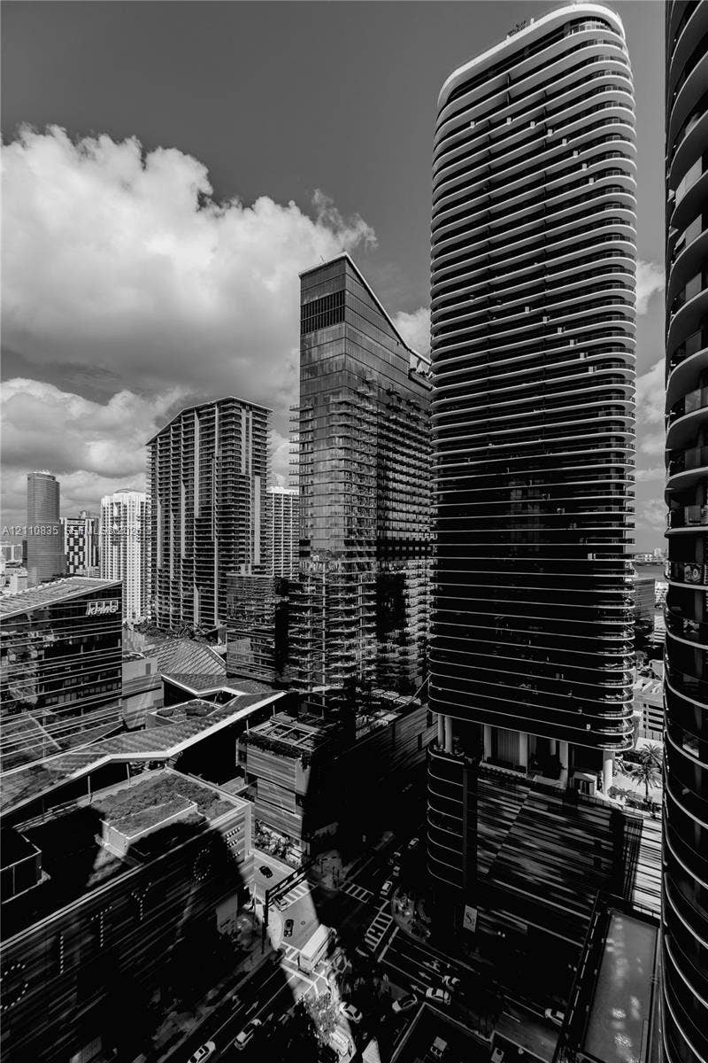55 SW 9th Street, #2501, Miami, Miami, FL 33130 Photo 29
