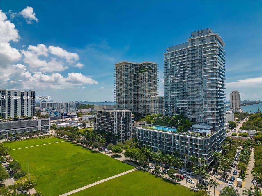 Property photo for 121 NE 34th Street, #1501, Miami, FL