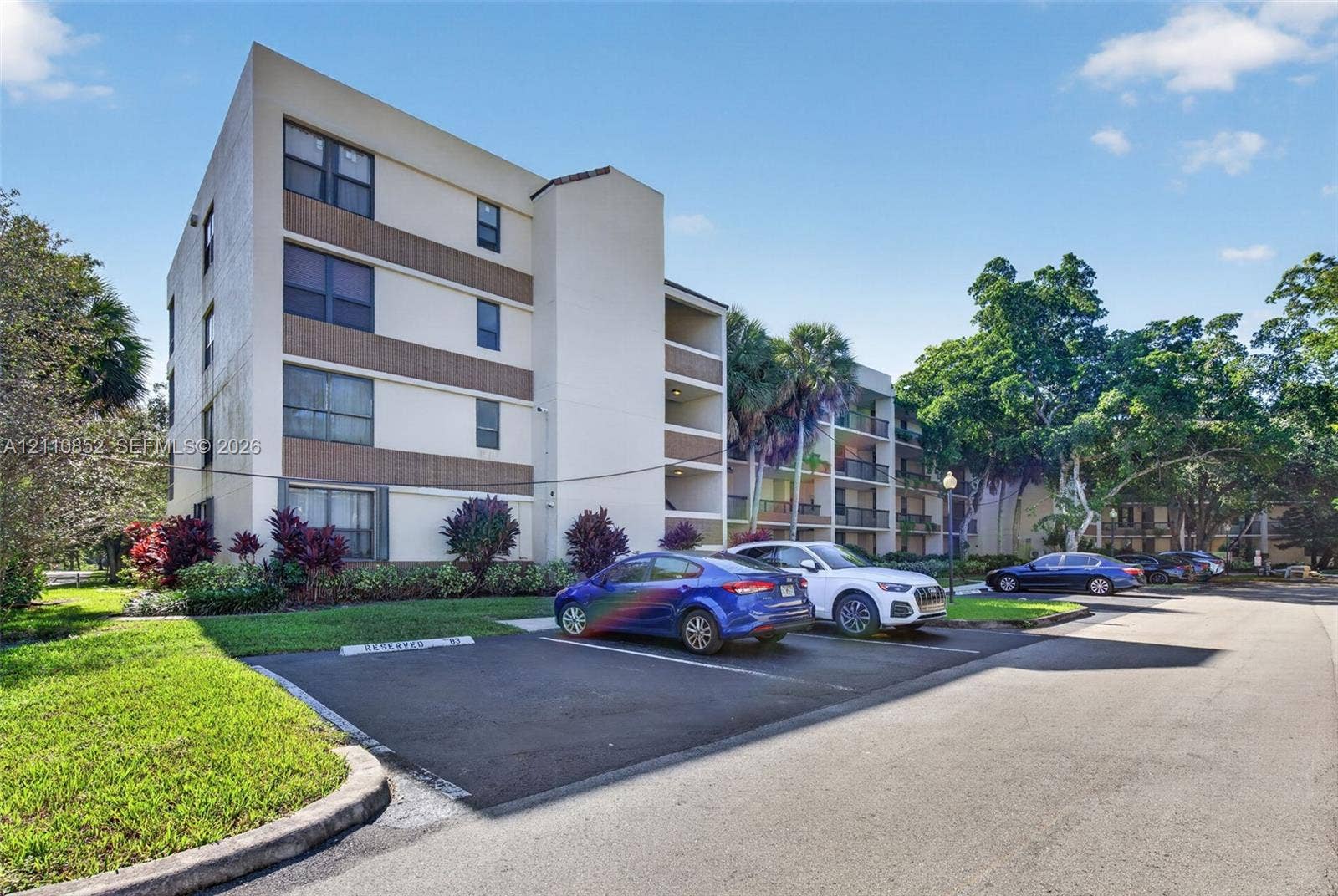 7500 NW 1st Court, #302-3, Plantation, FL 33317 Photo 2
