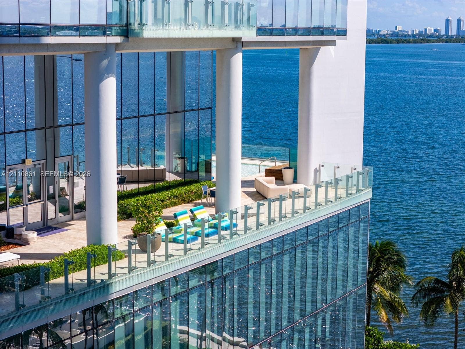 700 NE 26th Terrace, #2706, Miami, FL 33137 Amenity Deck