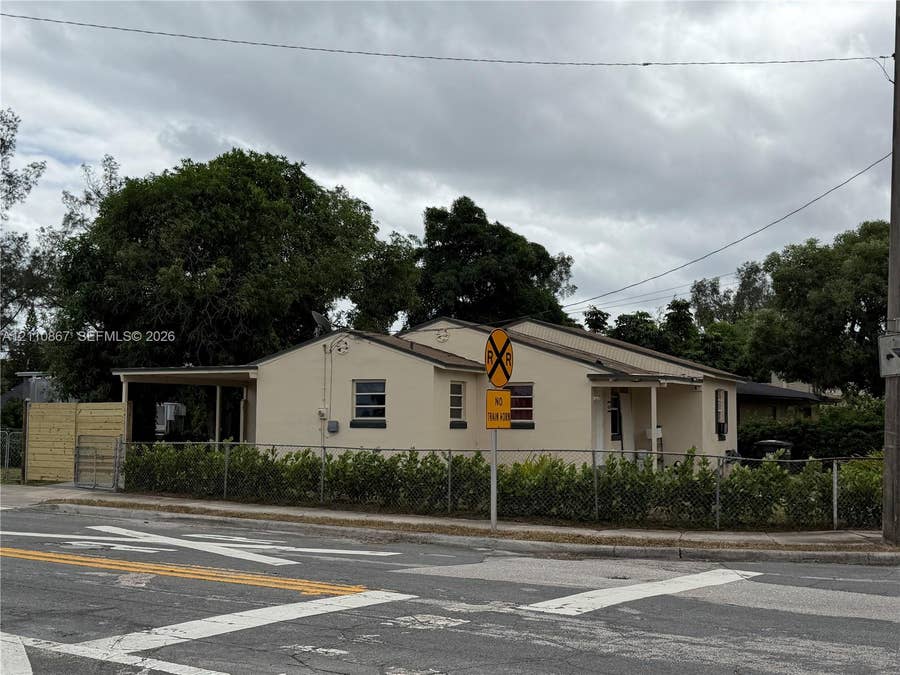 Property photo for 3616 Greenwood Avenue, West Palm Beach, FL