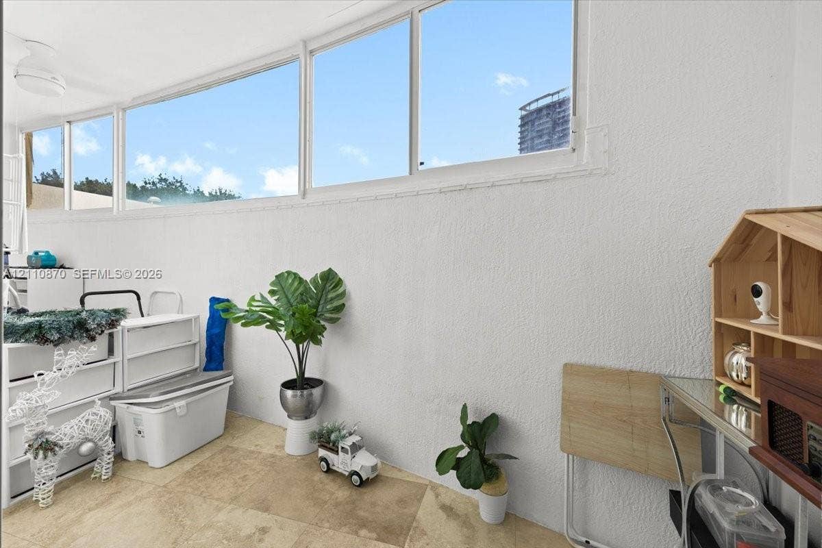 1755 E Hallandale Beach Boulevard, #MEZ5E, Hallandale Beach, FL 33009 Photo 16