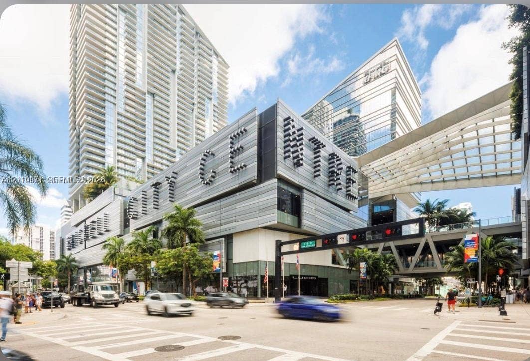 320 SW 4th Avenue, #5, Miami, Miami, FL 33130 Walking Distance to Brickell City Center and Casa Tua