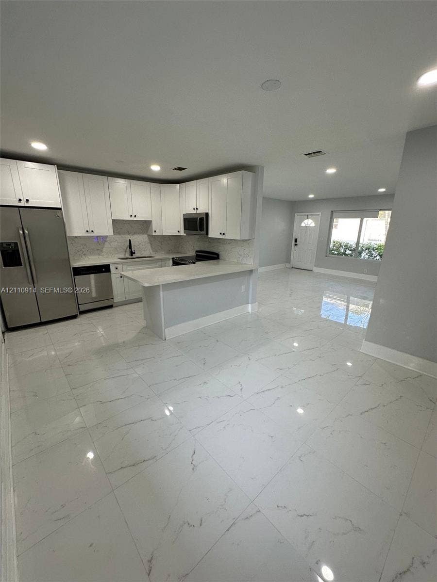 Property photo for 8 NW 169th Street, #8, North Miami Beach, FL