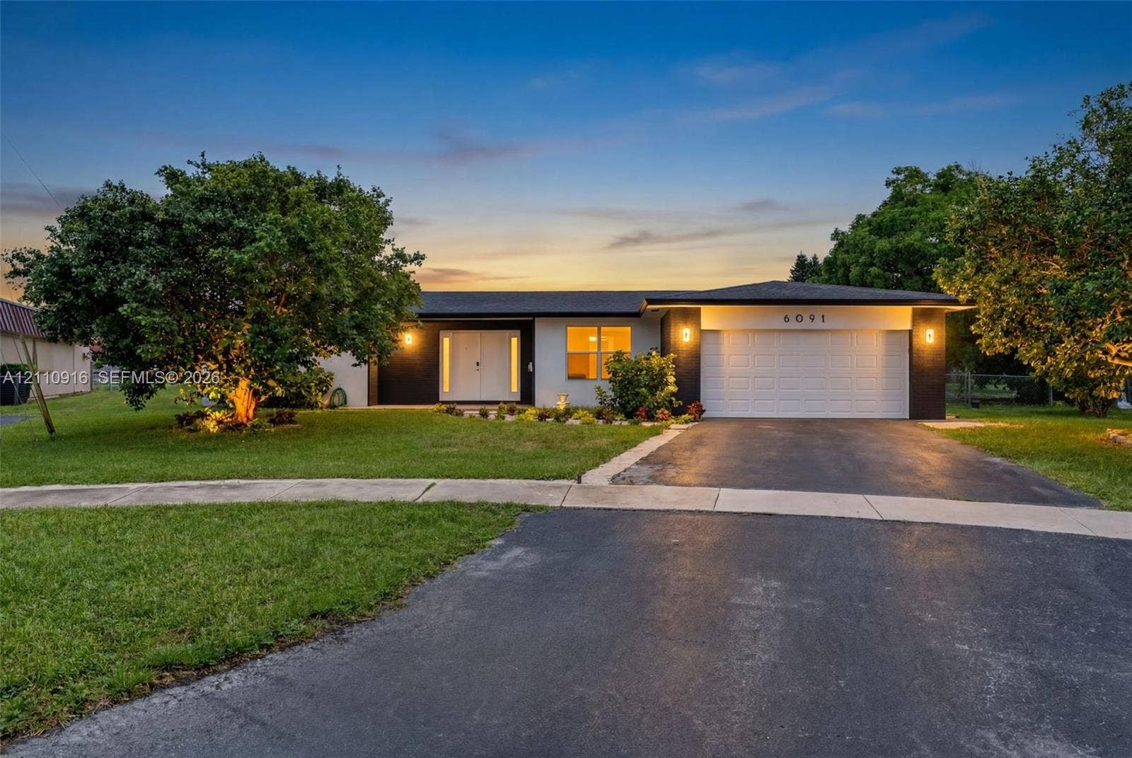 6091 SW 14th Street, Plantation, FL 33317 Photo 2