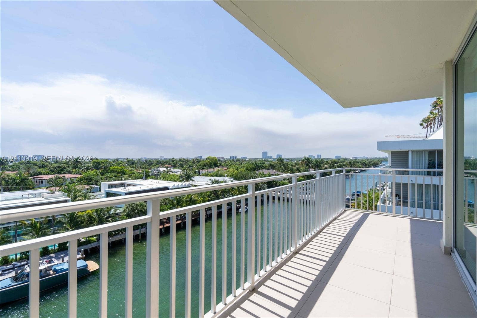 9500 W Bay Harbor Drive, #7D, Bay Harbor Islands, Bay Harbor Islands, FL 33154 Photo 3