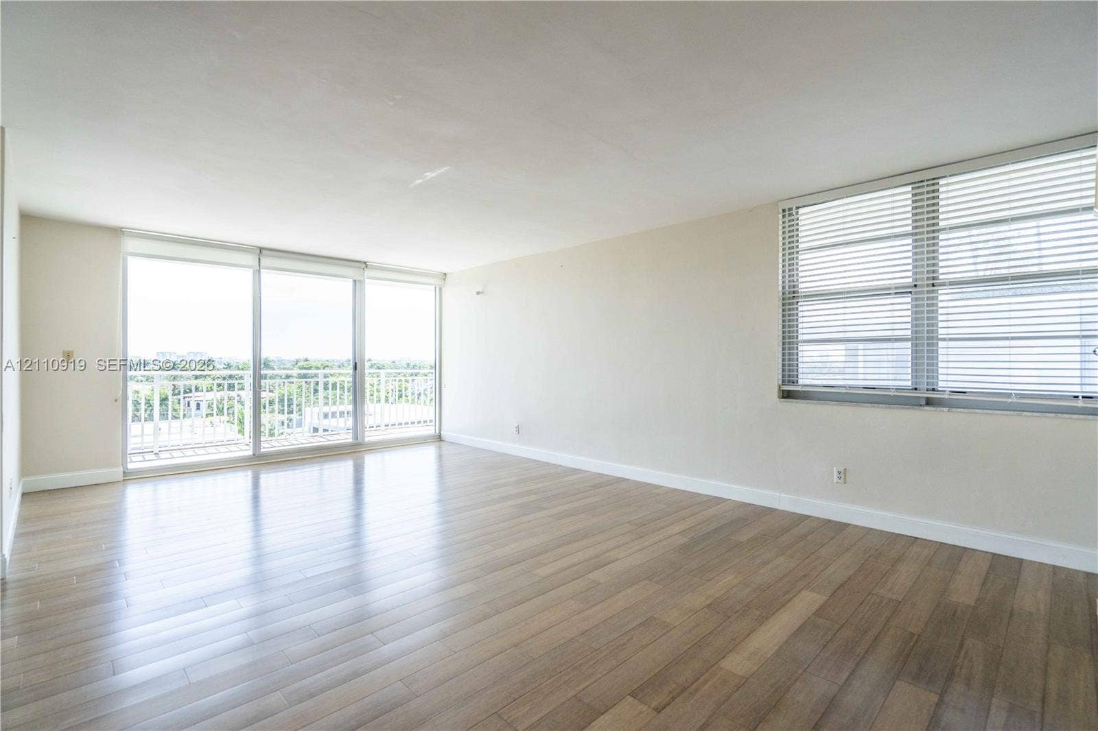 9500 W Bay Harbor Drive, #7D, Bay Harbor Islands, Bay Harbor Islands, FL 33154 Photo 2