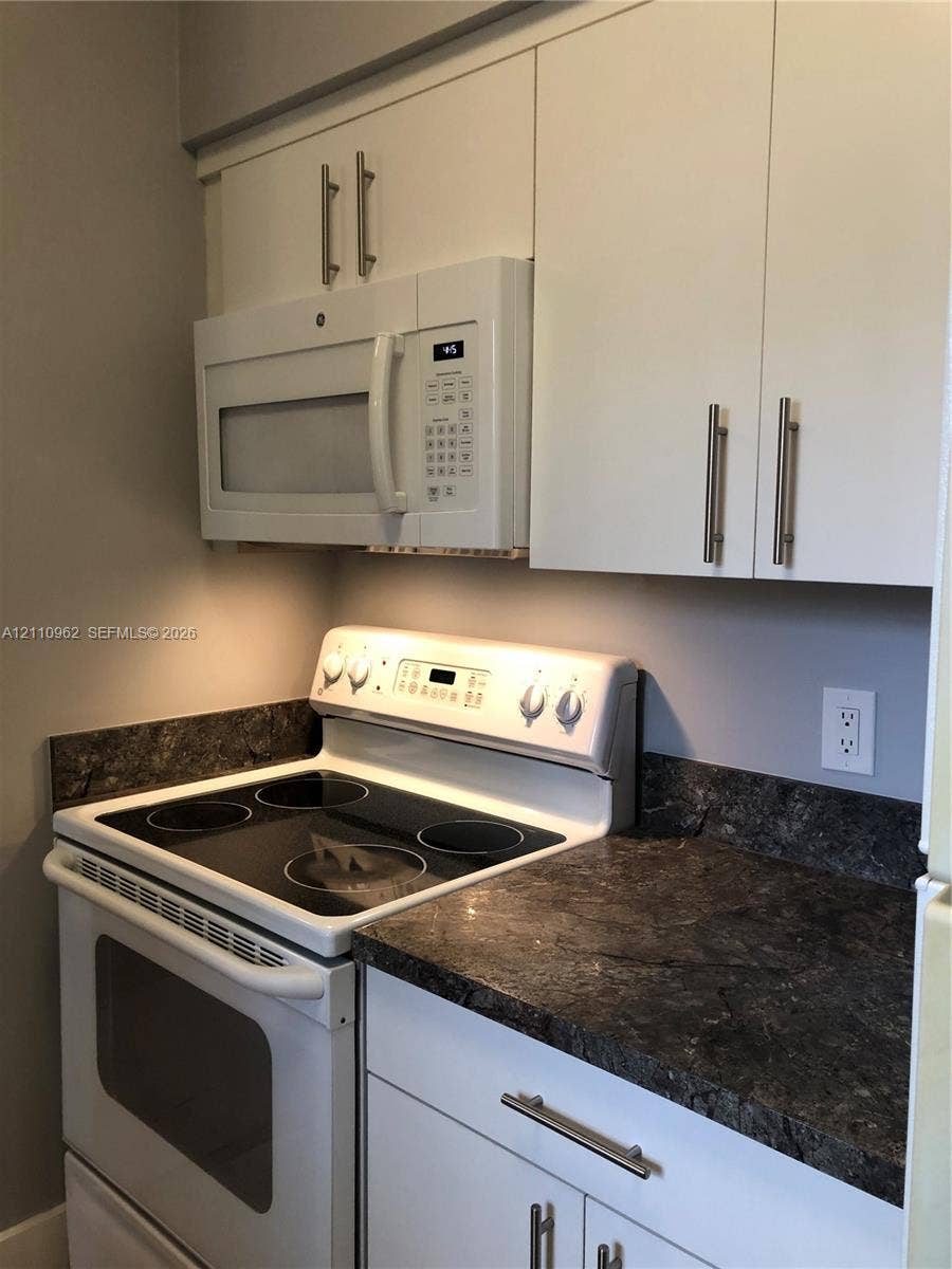 Deerfield Beach, Deerfield Beach, FL 33064 Photo 14