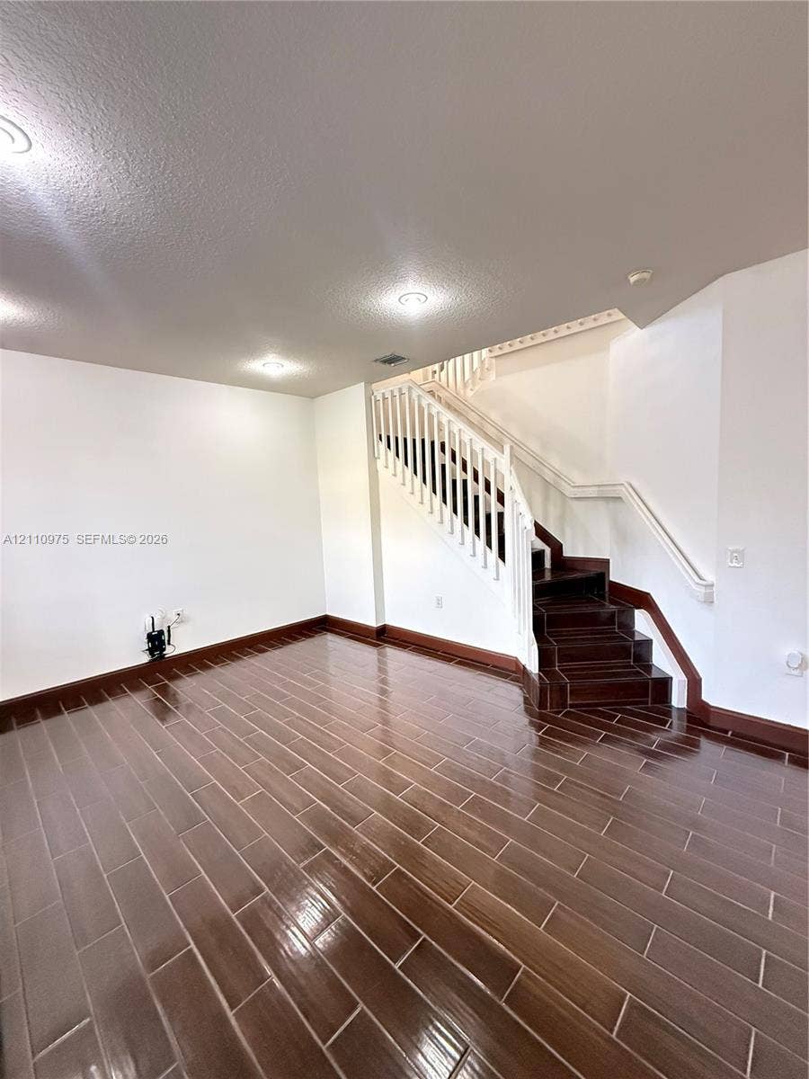 2030 NW 99th Terrace, Pembroke Pines, FL 33024 Photo 4