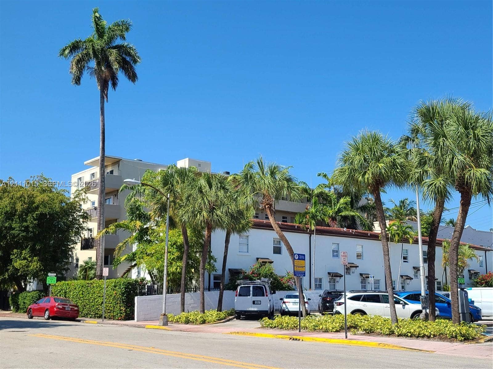1612 Jefferson Avenue, #303, Miami Beach, Miami Beach, FL 33139 View of the Building from Lincoln Road Mall