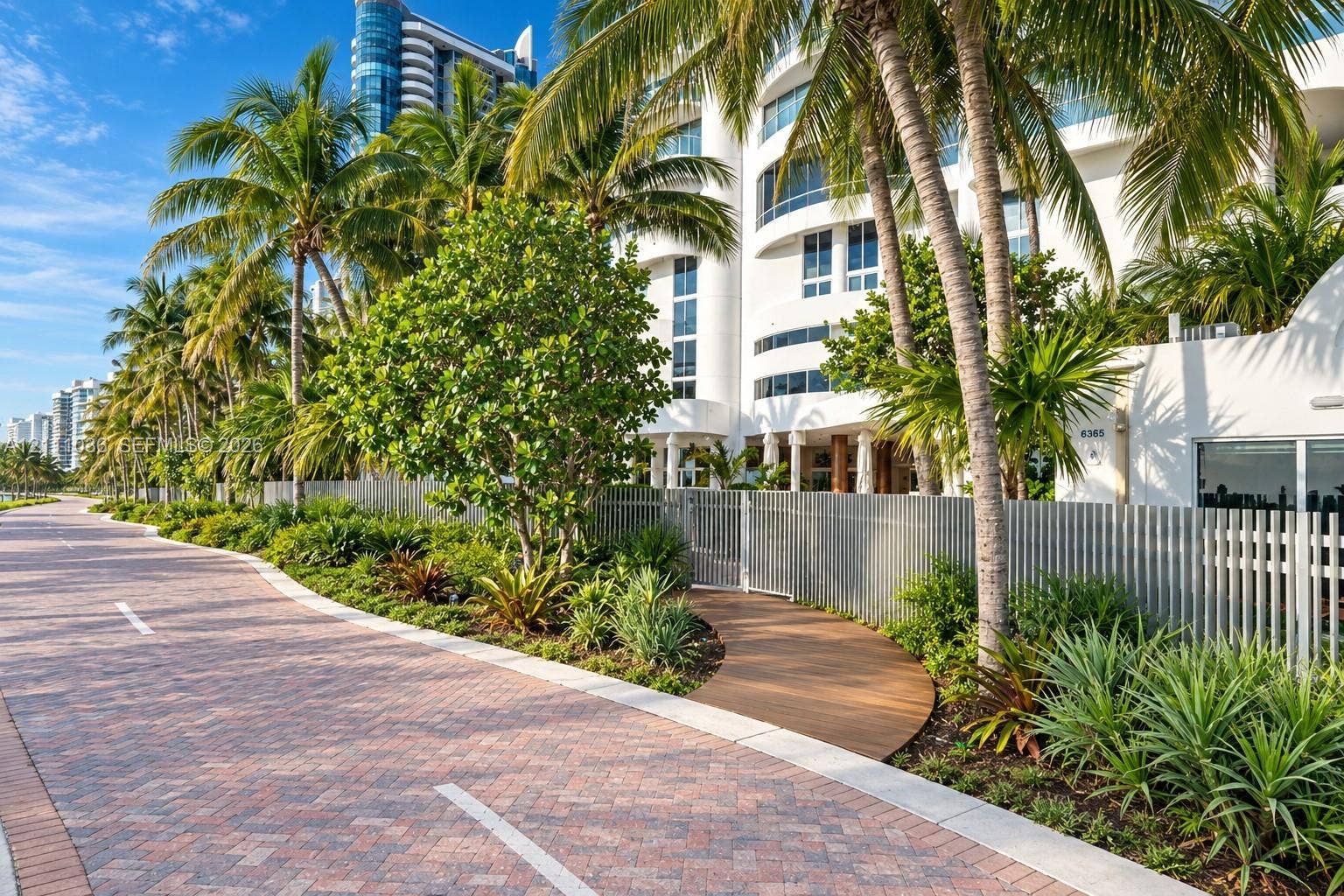 6365 Collins Avenue, #3811, Miami Beach, FL 33141 Pool access from Beach Boardwalk