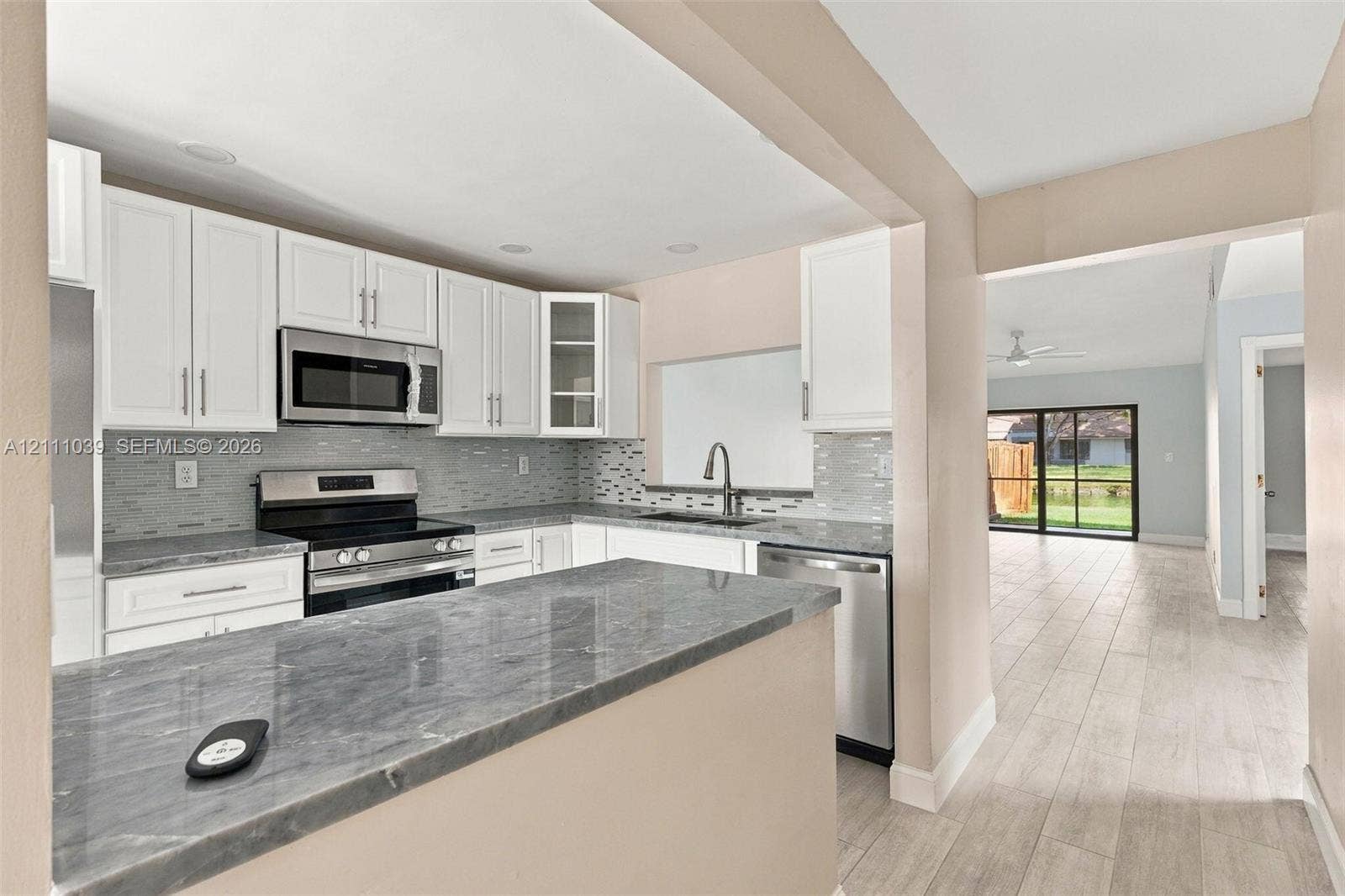 937 NW 79th Terrace, Plantation, FL 33324 Photo 2