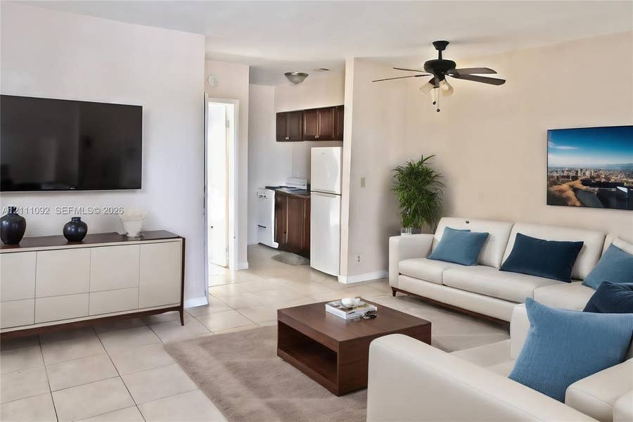 Property photo for 417 NW 2nd Avenue, #12, Hallandale Beach, FL