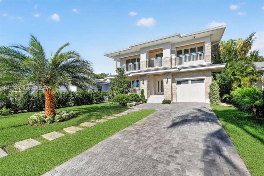 Property photo for 1017 S Palmway, Lake Worth, FL