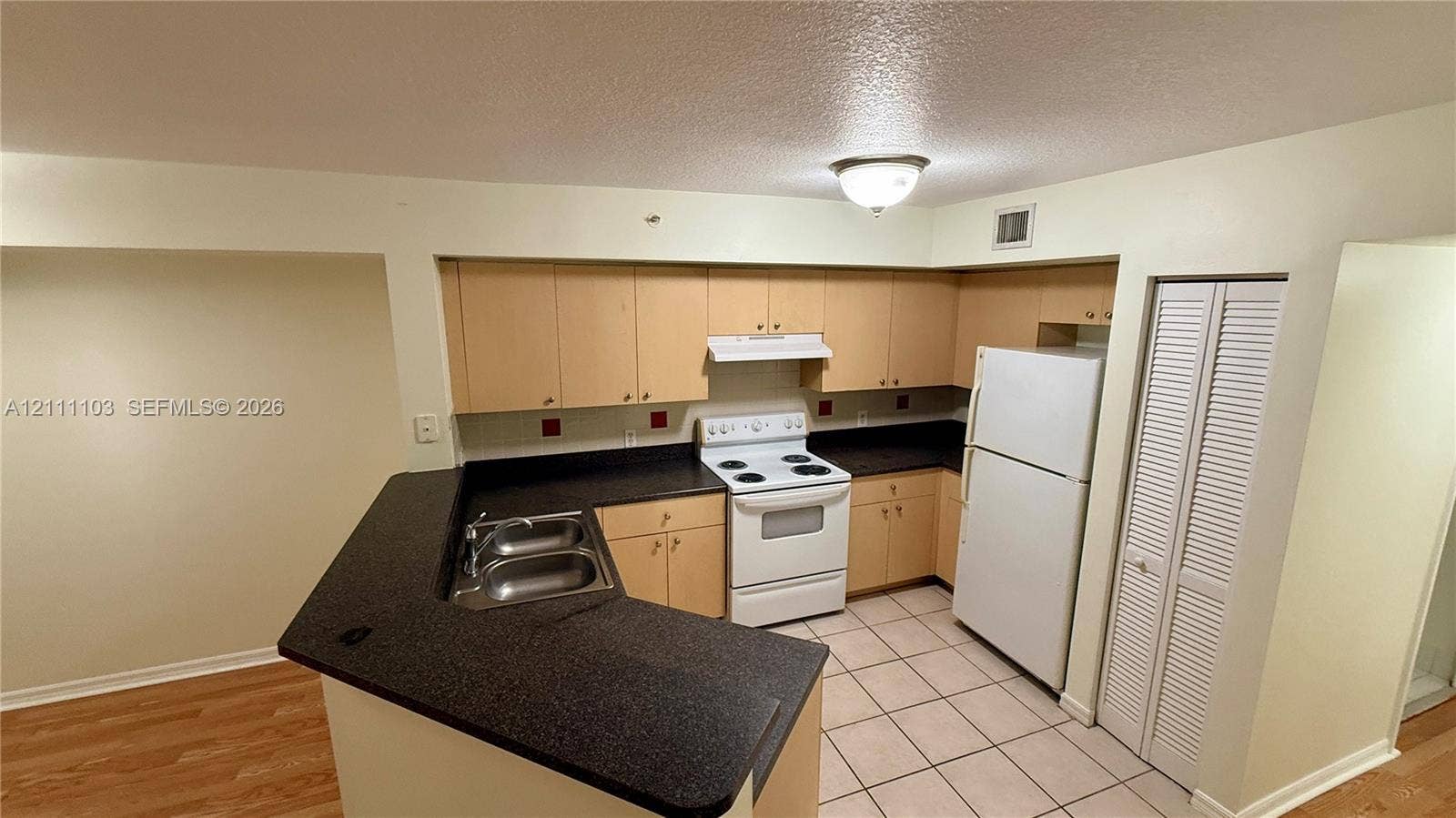 4021 San Marino Boulevard, #102, West Palm Beach, FL 33409 Photo 5