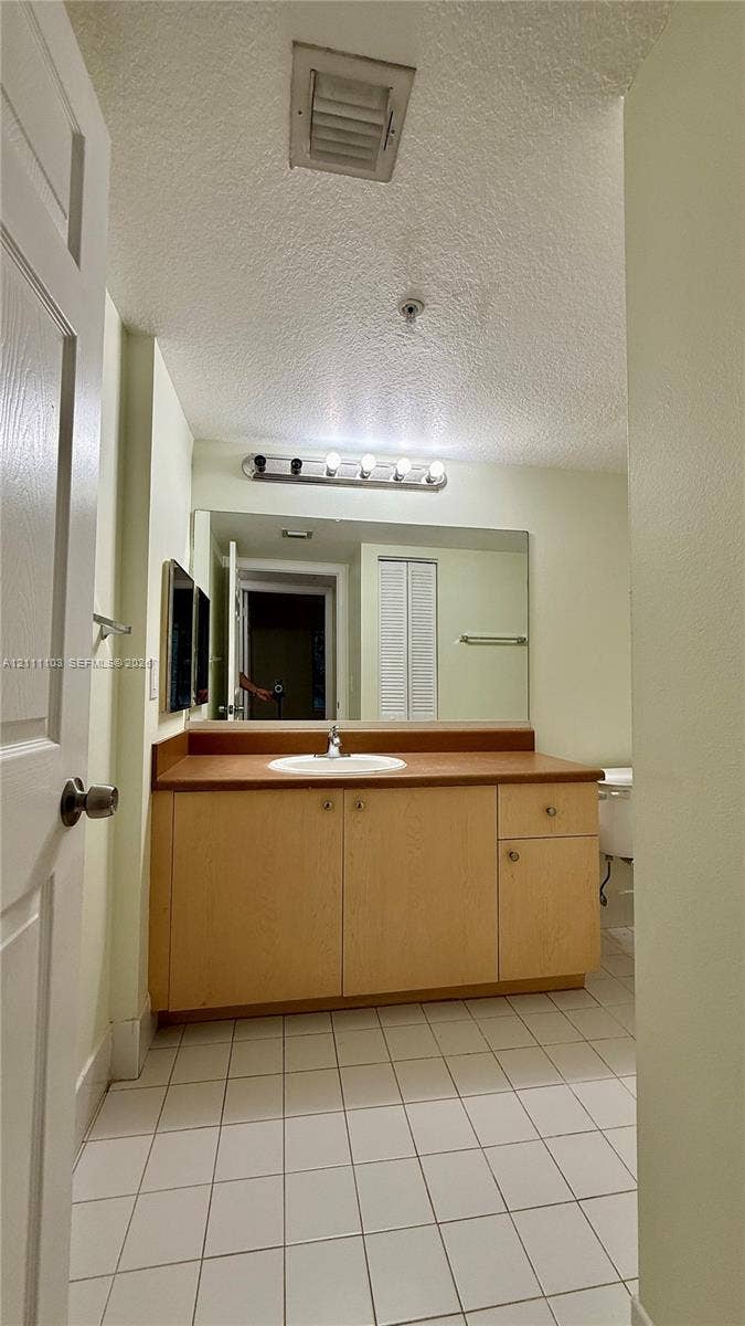 4021 San Marino Boulevard, #102, West Palm Beach, FL 33409 Photo 18
