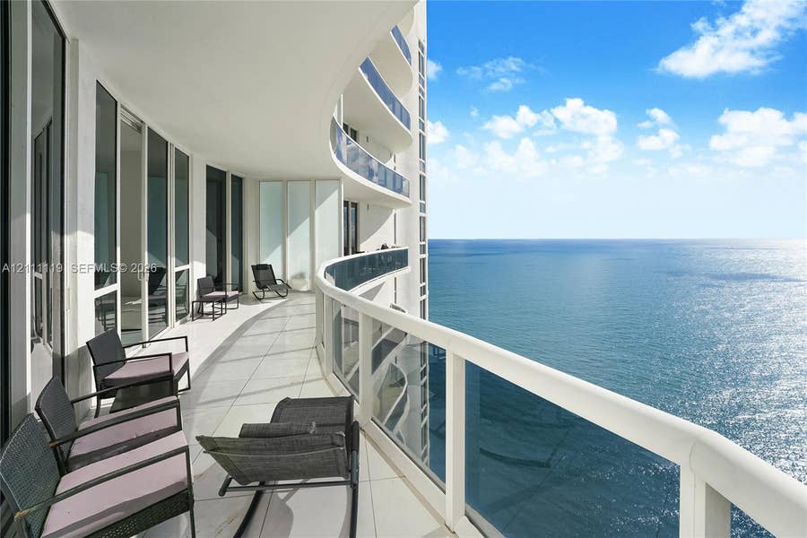 Property photo for 15901 Collins Avenue, #3907, Sunny Isles Beach, FL