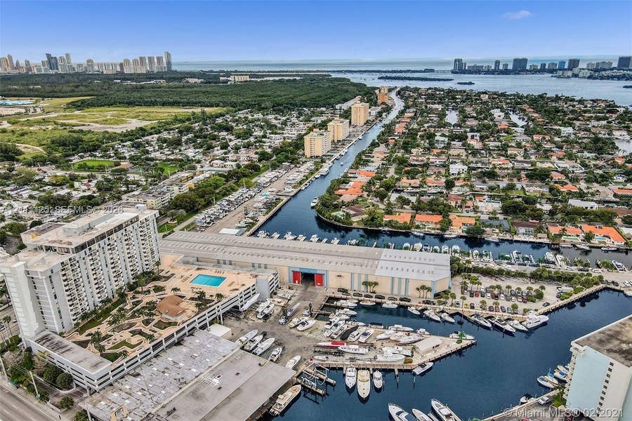 Property photo for 13499 Biscayne Boulevard, #1005, North Miami, FL