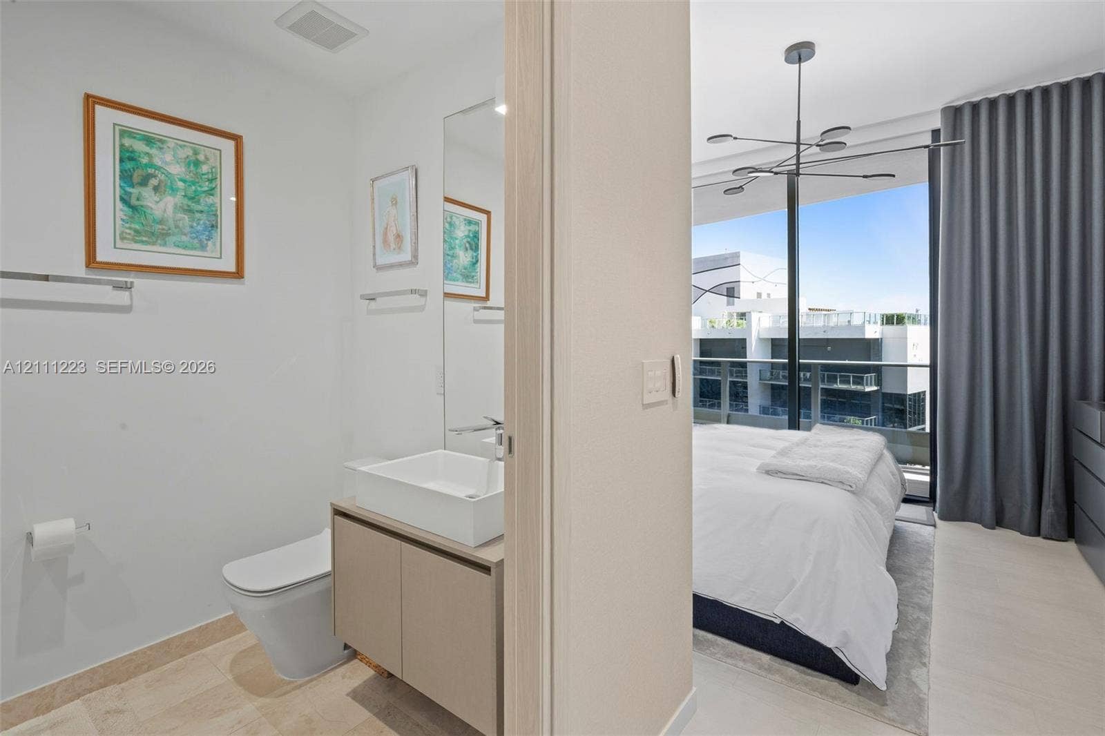 2nd bedroom entrance