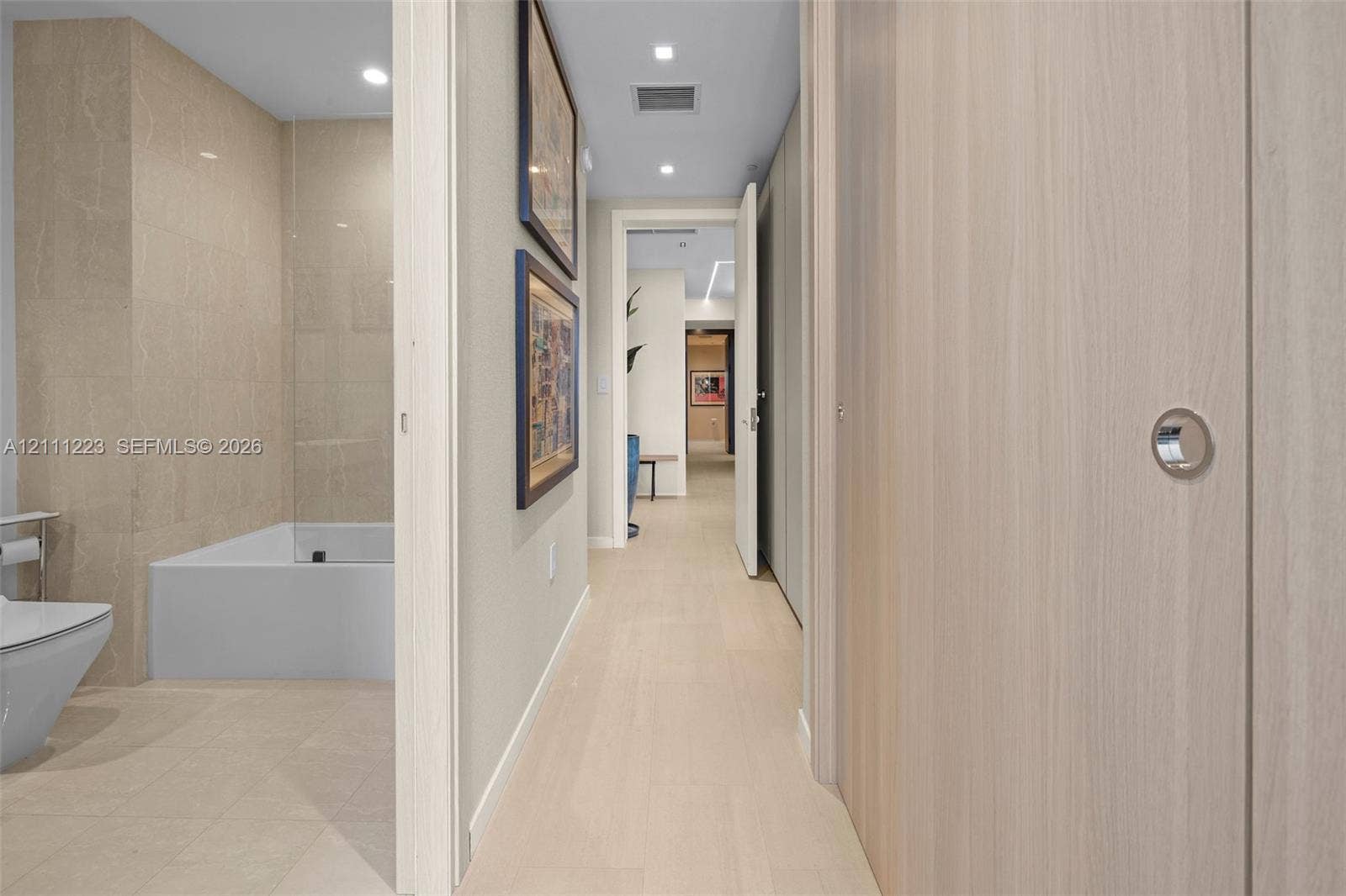 3rd bedroom entrance hallway & bath